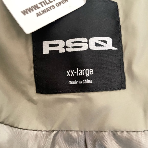 Men’s RSQ Olive Quilted Jacket NWT - Picture 2 of 2